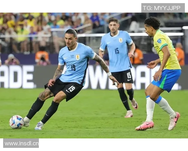 乌拉圭与巴西的足球对决历史回顾与战术分析