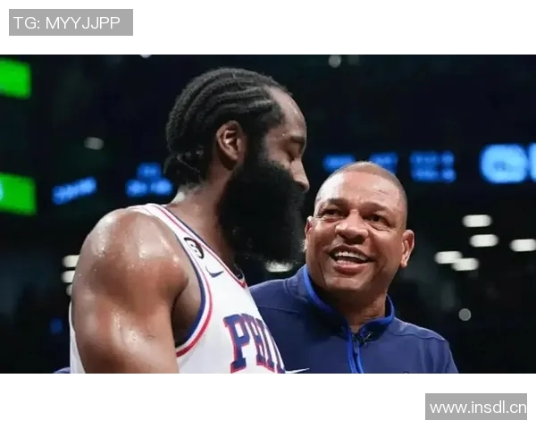 热火季后赛首轮三连胜，火力全开碾压76人