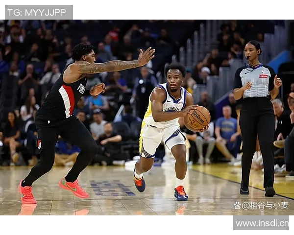 勇士后场轮换阵容获得好评,球队备战季后赛信心大增 勇士后场轮换阵容获得好评,球队备战季后赛信心大增