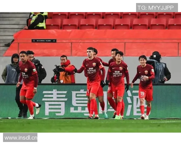 武磊在中超联赛再度破门，上海上港豪取四连胜势不可挡