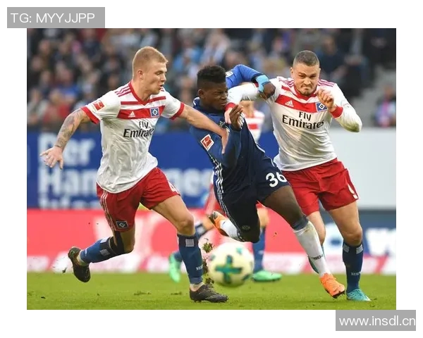 莱比锡大胜稳稳在前四德甲赛场称雄 莱比锡大胜稳稳在前四德甲赛场称雄