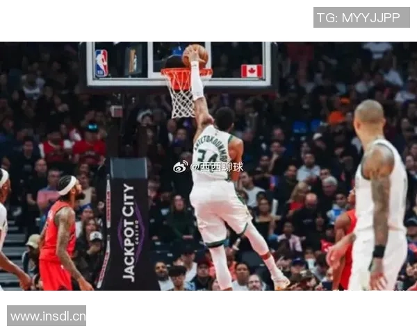 雄鹿不敌热火,字母哥终结20场得分两位数纪录——热火重创雄鹿豪强,字母哥受挫成关注焦点 雄鹿不敌热火,字母哥终结20场得分两位数纪录——热火重创雄鹿豪强,字母哥受挫成关注焦点